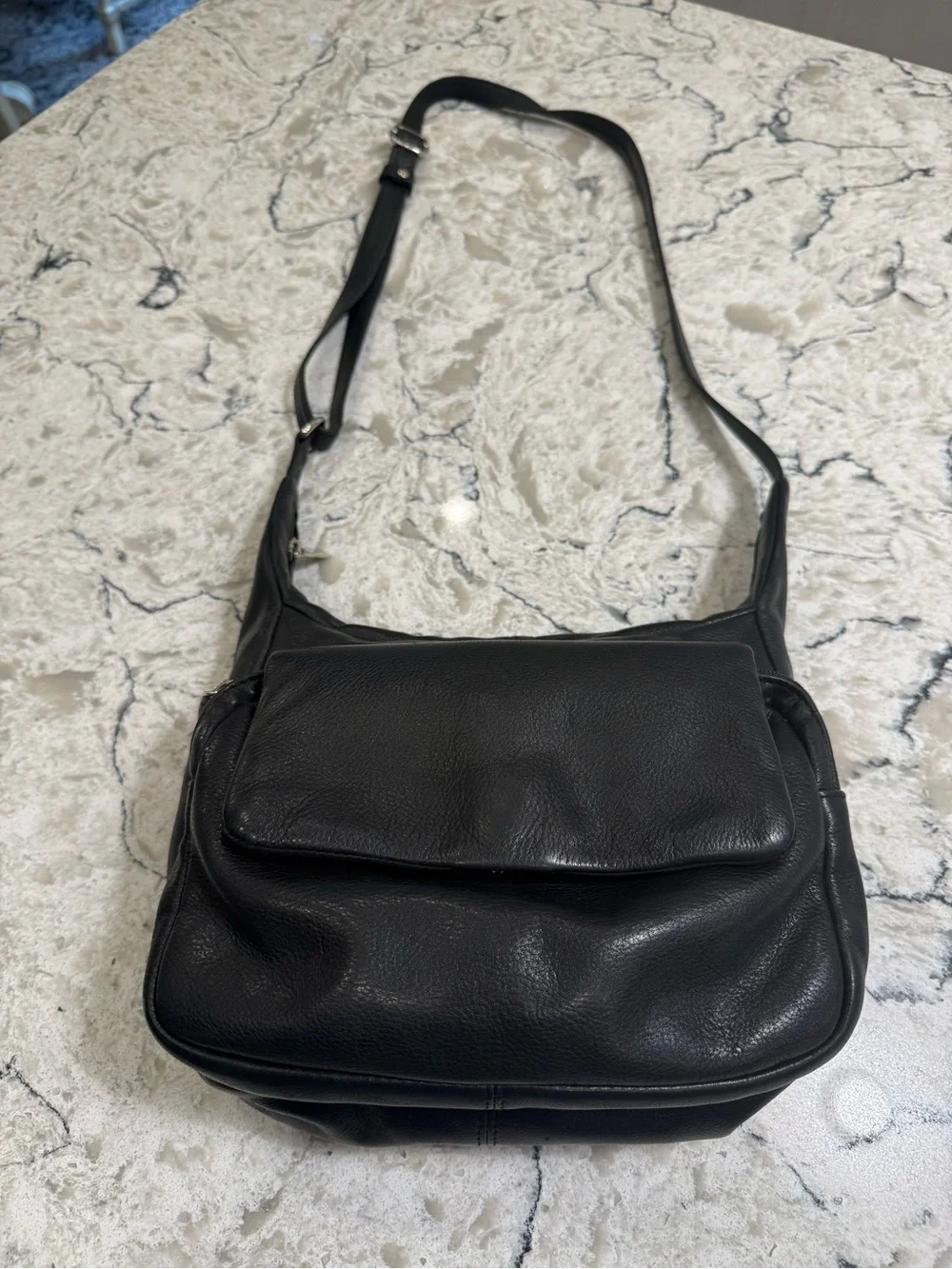 Wilsons Leather Vintage Black Pebbled Leather Hobo Classic Shoulder Bag